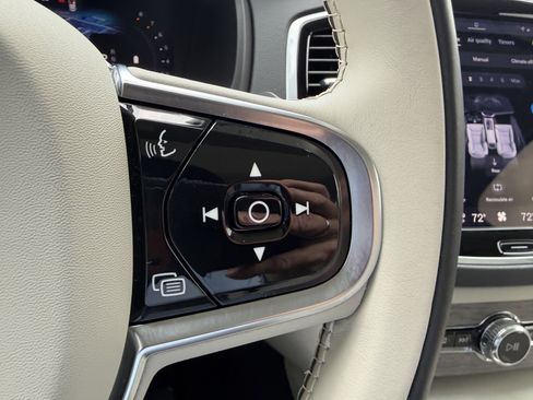 Certified 2024 Volvo XC90 B6 Ultimate w/ Protection Package Premier AWD/4WD image 31