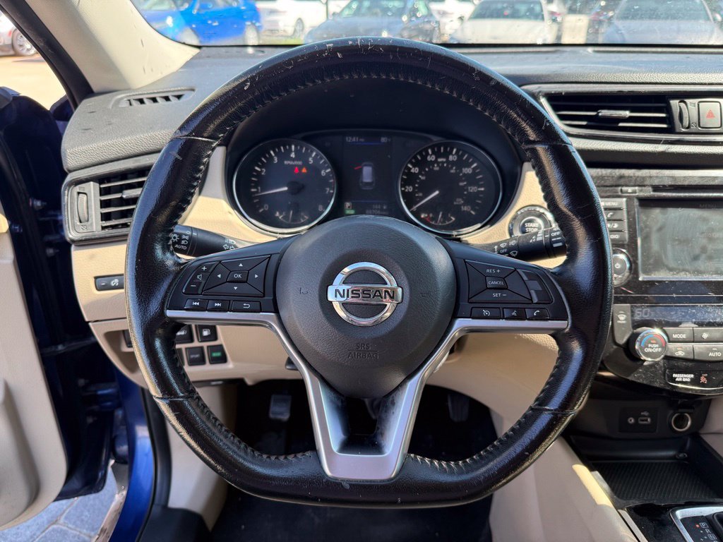 Used 2020 Nissan Rogue SV FWD image 15