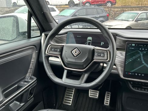 Used 2022 Rivian R1T Adventure AWD/4WD image 22