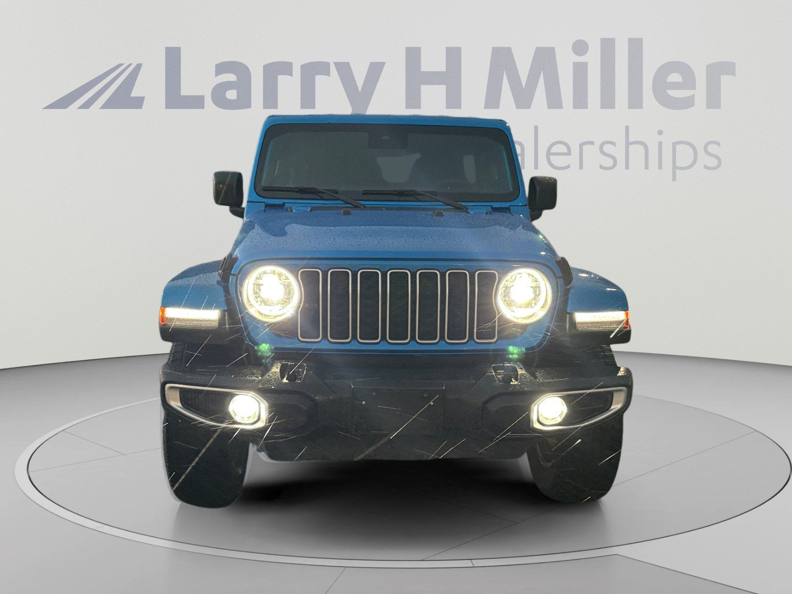 Used 2025 Jeep Wrangler Unlimited Sahara AWD/4WD image 8