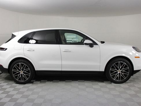 New 2026 Porsche Cayenne image 8
