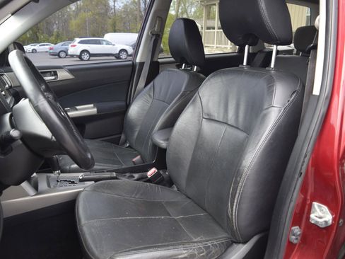 Used 2009 Subaru Forester 2.5X Limited w/ Popular Equipment Group 4A AWD/4WD image 5