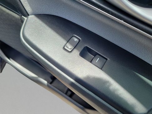 Used 2018 Honda CR-V EX image 21