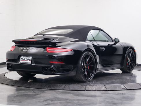 Used 2014 Porsche 911 4 Cabriolet AWD/4WD image 23