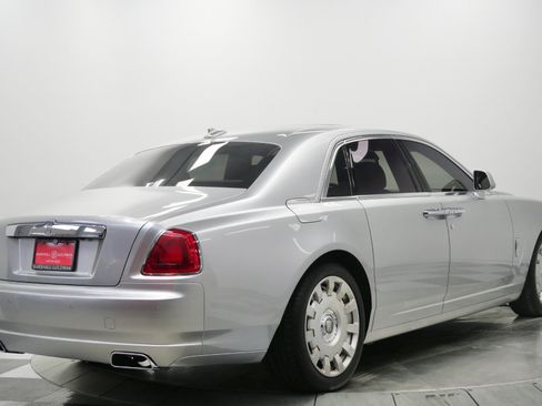 Used 2013 Rolls-Royce Ghost RWD image 9