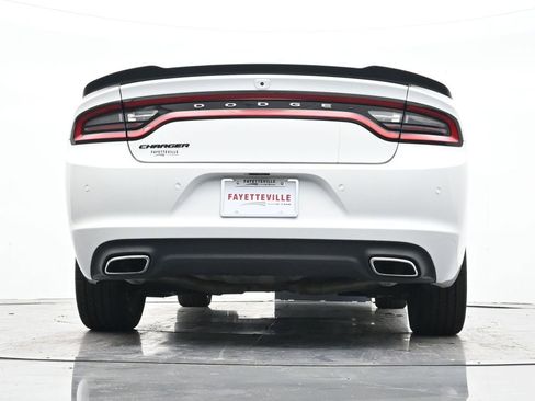 Used 2016 Dodge Charger SXT w/ Plus Group image 37