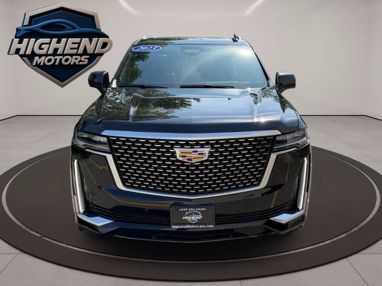 Used 2023 Cadillac Escalade Premium Luxury w/ LPO, Floor Liner Package AWD/4WD image 10