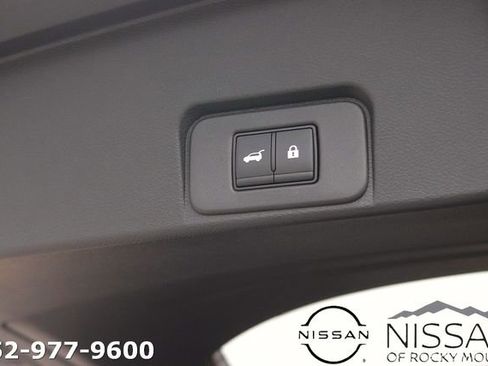 New 2026 Nissan Rogue Platinum w/ Platinum Premium Package AWD/4WD image 15