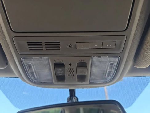 Used 2018 Honda Pilot EX-L image 39