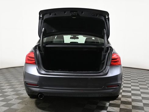 Used 2018 BMW 320i xDrive Sedan w/ Convenience Package image 36