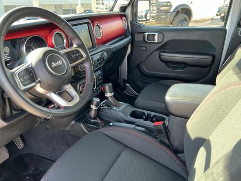 Used 2019 Jeep Wrangler Unlimited Rubicon image 17