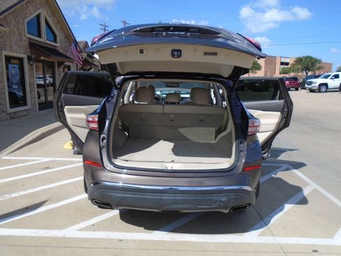 Used 2015 Nissan Murano Platinum w/ Platinum Technology Package FWD image 23