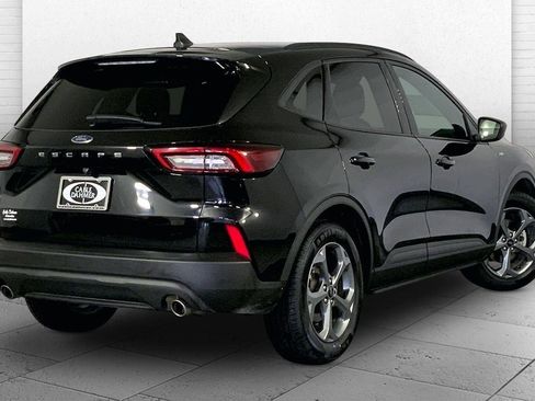 Used 2025 Ford Escape ST-Line image 13