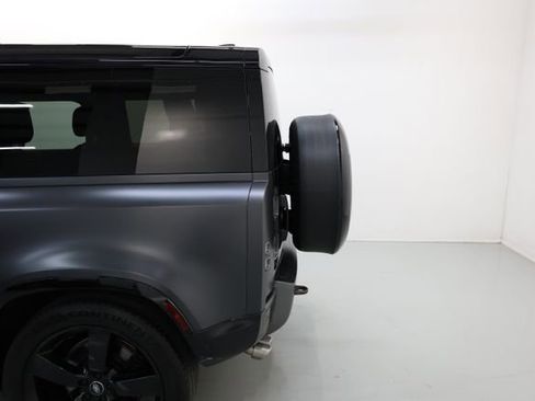 Used 2023 Land Rover Defender 90 V8 AWD/4WD image 69