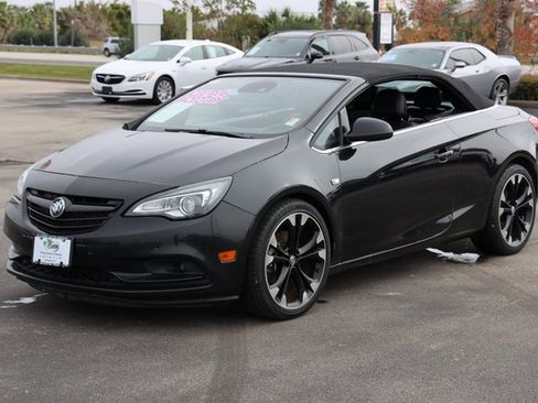 Used 2019 Buick Cascada Sport Touring w/ Dark Effects Package image 3