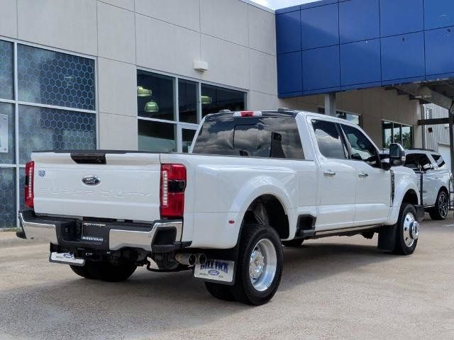 Certified 2025 Ford F450 Lariat w/ Lariat Ultimate Package AWD/4WD image 3