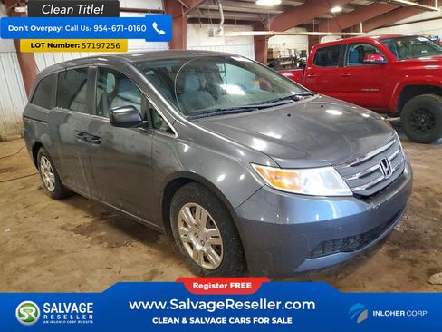 Used 2012 Honda Odyssey LX image 5