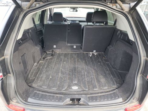 Used 2018 Land Rover Discovery Sport HSE image 19