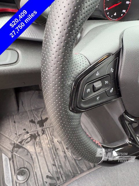 Used 2024 Chevrolet Trax RS w/ Driver Confidence Package FWD image 17