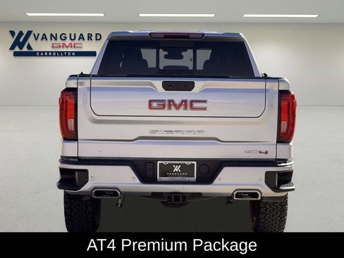 Used 2022 GMC Sierra 1500 AT4 w/ AT4 Premium Package image 4