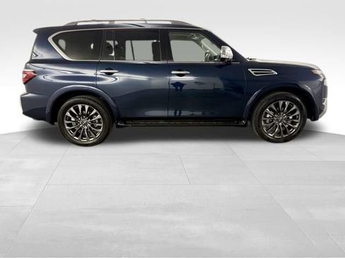Used 2023 Nissan Armada Platinum w/ Captain's Chairs Package image 10