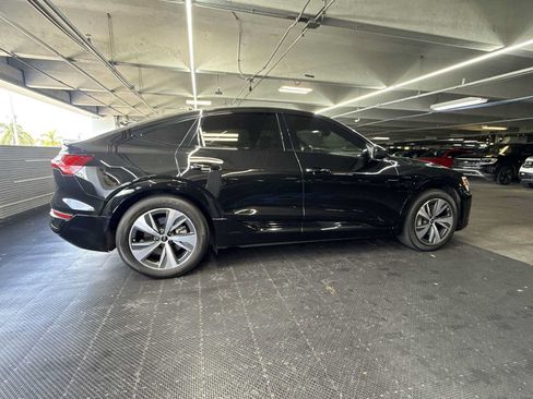 Used 2024 Audi Q8 e-tron Premium AWD/4WD image 9