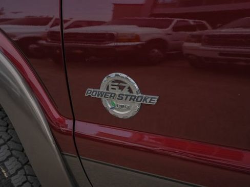Used 2016 Ford F350 Lariat w/ Lariat Interior Package AWD/4WD image 16