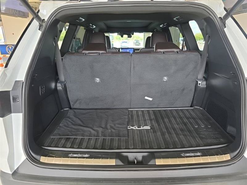 Used 2024 Lexus TX 350 FWD image 9