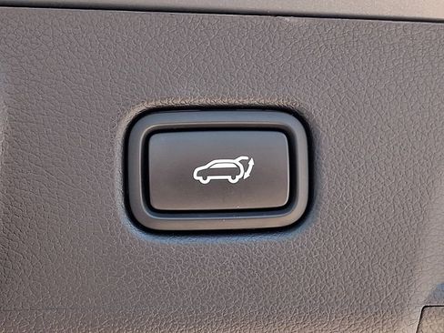 Used 2024 Hyundai Palisade SEL FWD image 30