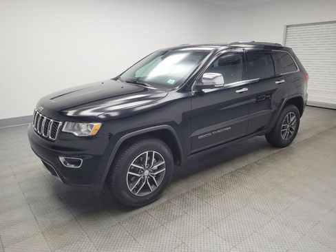 Used 2017 Jeep Grand Cherokee Limited image 2