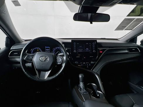 Used 2022 Toyota Camry SE FWD image 30