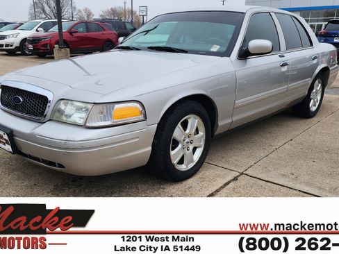 Used 2011 Ford Crown Victoria LX w/ Comfort Appearance Pkg image 1