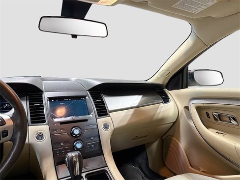 Used 2019 Ford Taurus SEL w/ Equipment Group 201A image 24