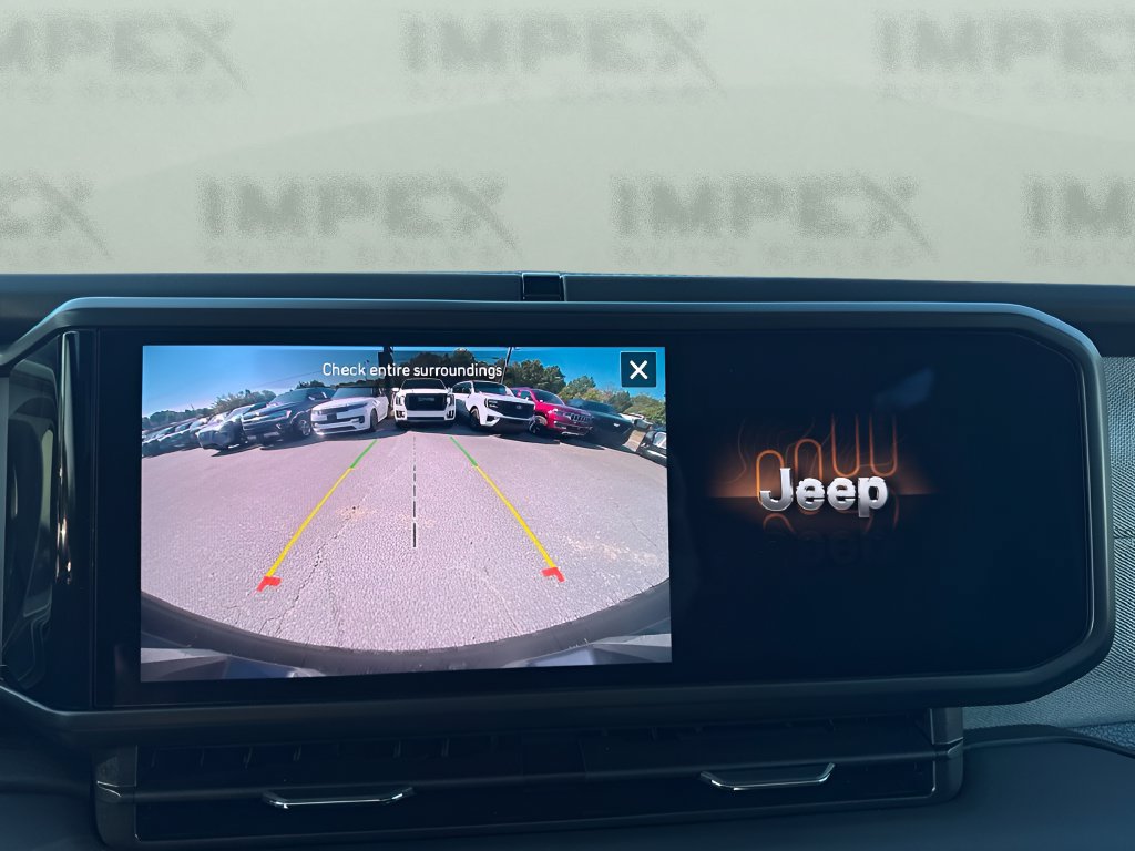 Used 2026 Jeep Wrangler Unlimited Sahara AWD/4WD image 18