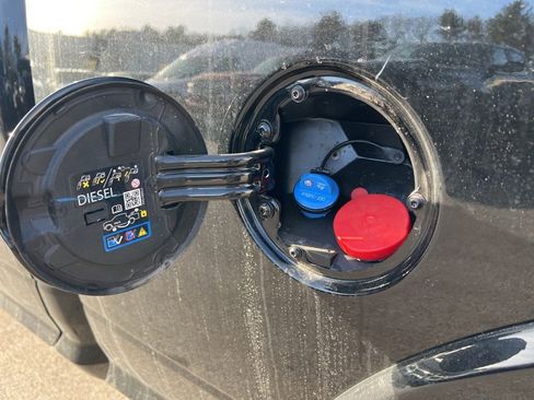 New 2026 RAM 2500 Limited image 15