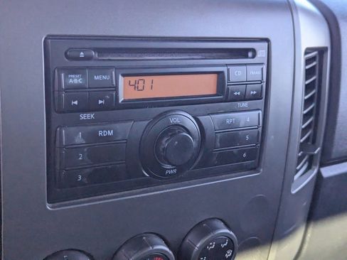 Used 2015 Nissan Titan S image 22