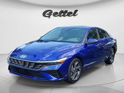 Certified 2025 Hyundai Elantra SEL