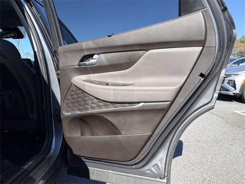 Used 2020 Hyundai Santa Fe SEL w/ Convenience + Premium Package image 16