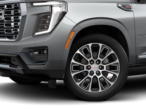 New 2026 GMC Yukon Denali w/ Sun & Power Step Package image 7