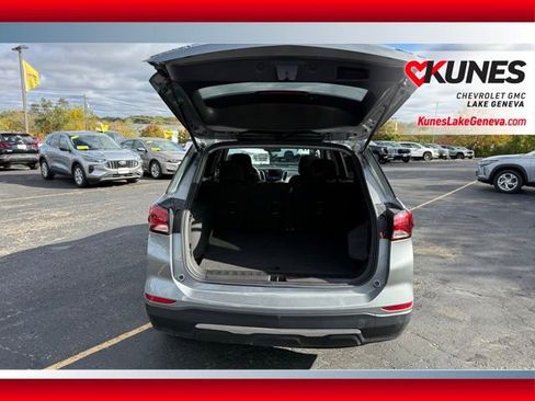 Used 2023 Chevrolet Equinox LT image 19