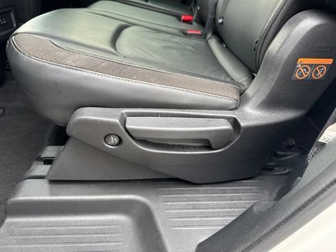 Certified 2023 Nissan Pathfinder SL w/ Lighting Package (N92) AWD/4WD image 13