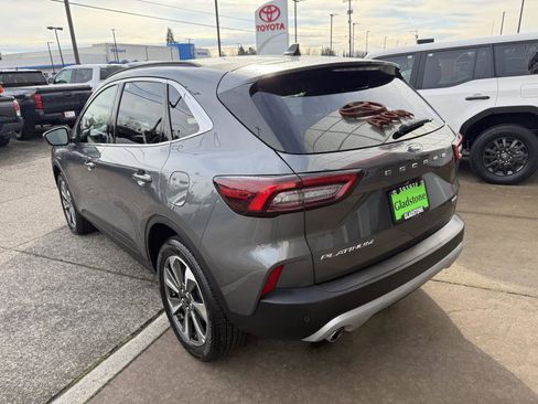 Used 2025 Ford Escape Platinum image 4