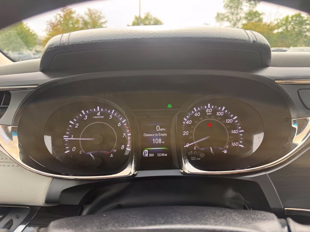Used 2014 Toyota Avalon XLE Touring FWD image 24