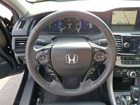 Used 2015 Honda Accord Touring image 20