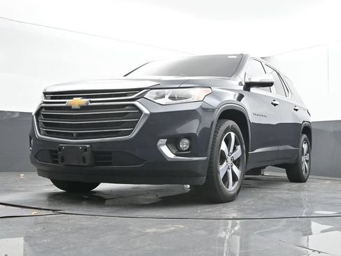 Used 2020 Chevrolet Traverse LT w/ LT Premium Package FWD image 49