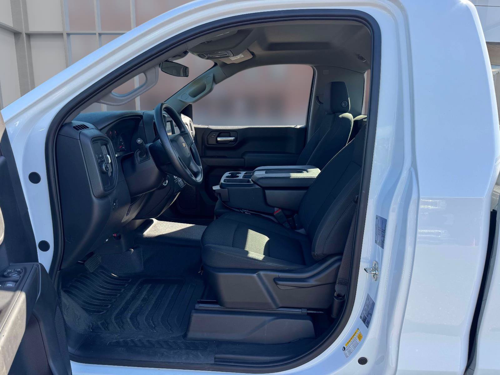 Used 2025 Chevrolet Silverado 1500 W/T RWD image 16