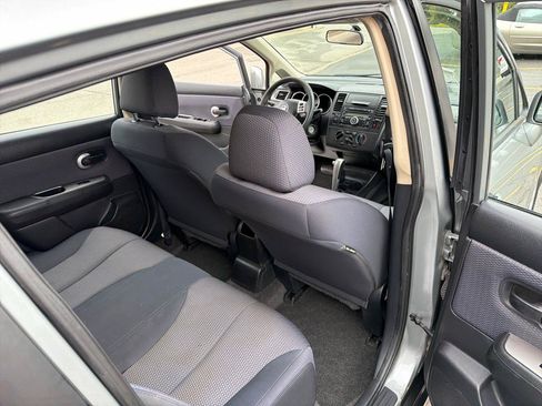 Used 2008 Nissan Versa Hatchback FWD image 22