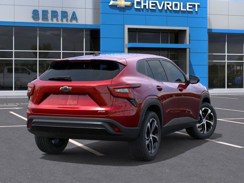 New 2026 Chevrolet Trax RS w/ Sunroof Package FWD image 4