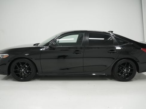 Used 2023 Honda Civic Sport image 7