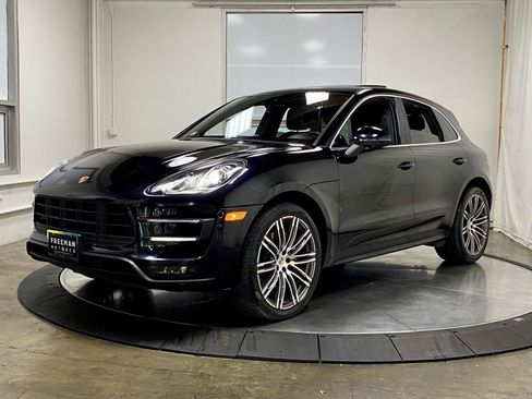 Used 2015 Porsche Macan Turbo AWD/4WD image 4